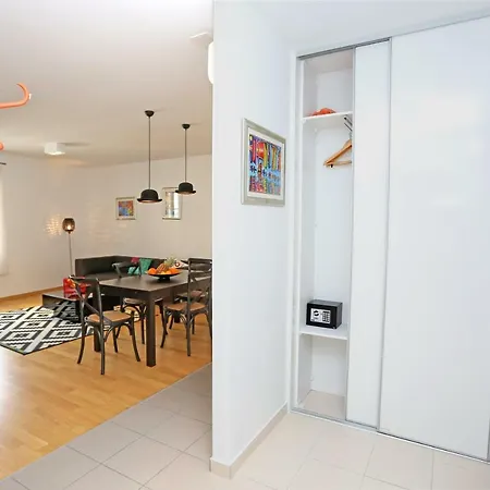 Luxury Apts Leone Split Centre Exterior photo